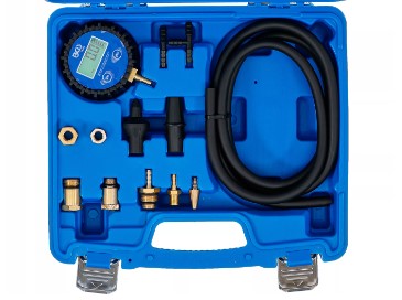 ESTUCHE 13 UTILES DE COMPROBACION DE BOMBAS DE COMBUSTIBLE Y FUGAS EN VALVULAS, COLECTORES Y MANGUERAS DE VACIO, MANOMÉTRO DIGITAL