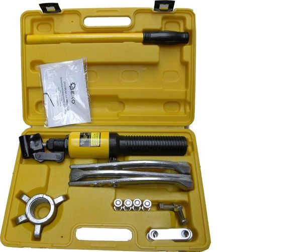 ESTUCHE EXTRACTOR HIDRAULICO 10 TN. ( SEPARACIÓN MÁX. 250 MM. - 3 PATAS 260 MM.) + 17 PCS