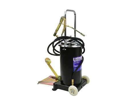 ENGRASADORA DE PEDAL + DEPOSITO METALICO 15 L.(360 X 320 X 860 MM Y 6 KG DE CAPACIDAD) + MANGUERA 4 M. - PRESION 35 MPA.