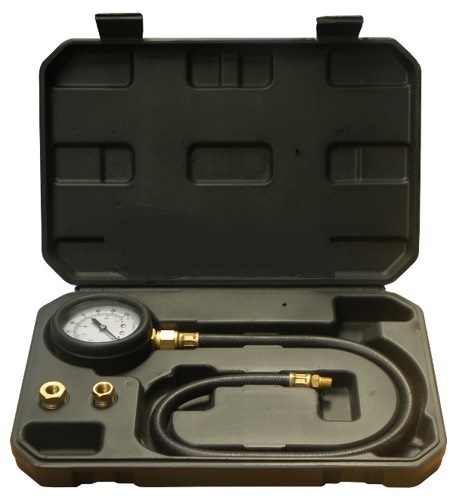 ESTUCHE COMPRESIMETRO DE ACEITE (0 - 7 BAR) + ADAPTADORES DE 1/8